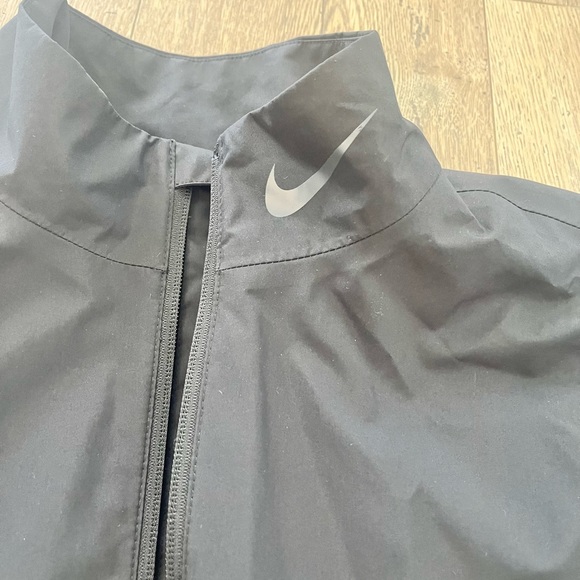 Men’s Nike Full Zip Golf Jacket Storm-Fit Sz Medium - Picture 3 of 8